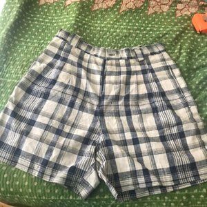 Casual corner & co Women’s short vintage size 12